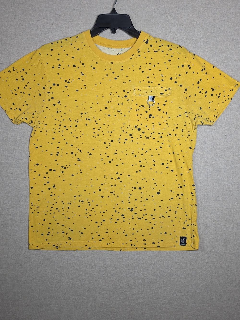 Reto Rocawear Men's L Yellow W/ Black Splatter Pocket T-Shirt